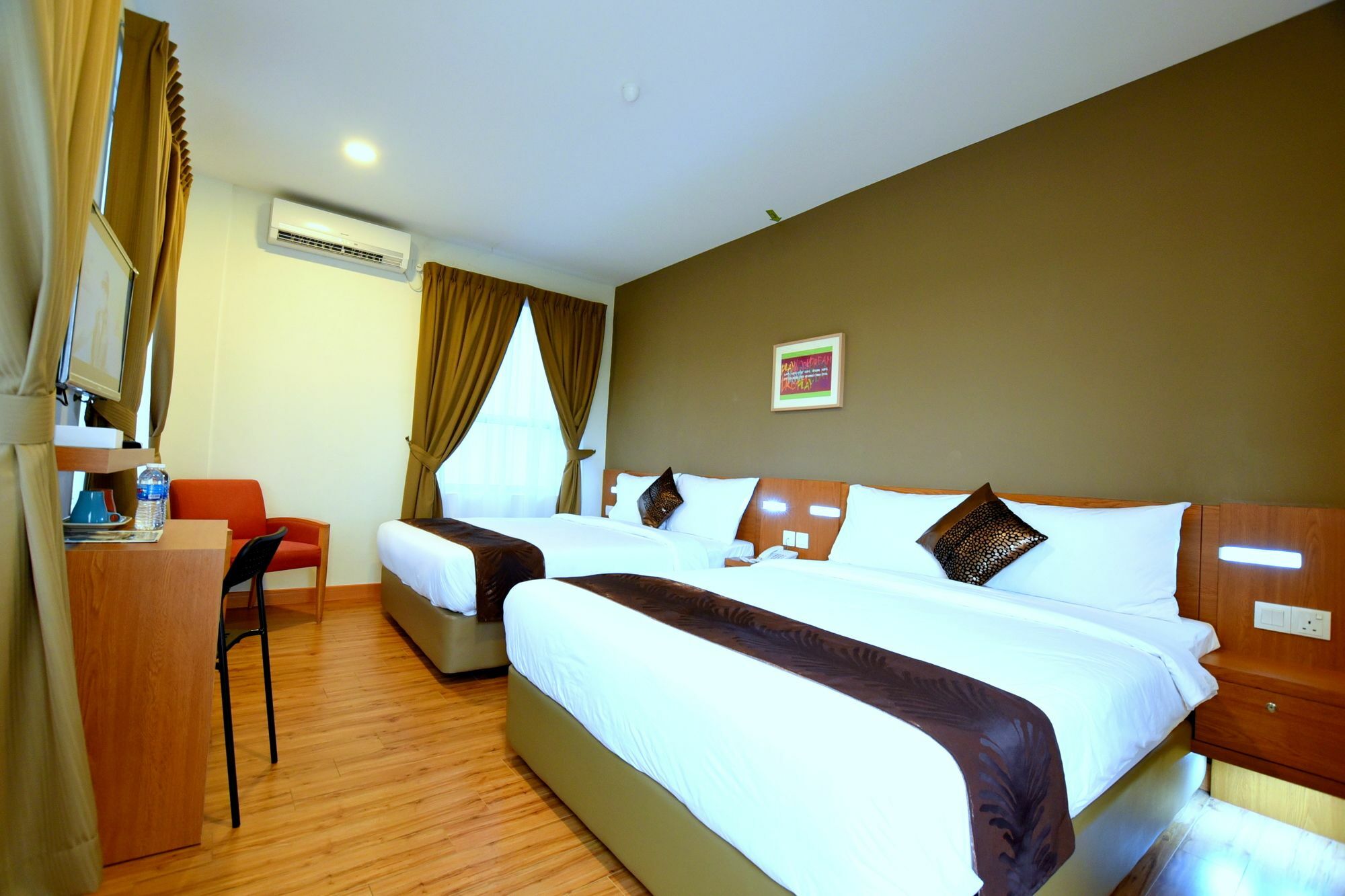 Hotel Zamburger Second Link Johor Bahru Exteriör bild