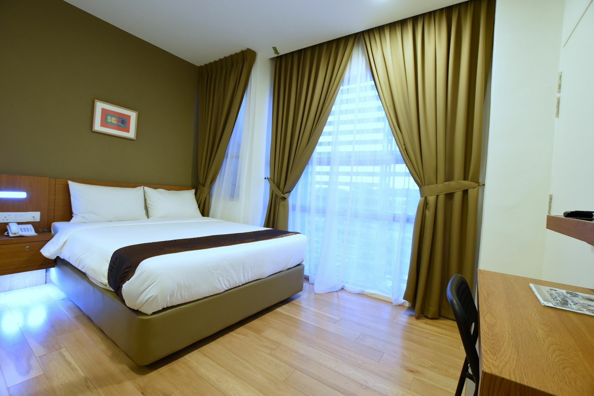 Hotel Zamburger Second Link Johor Bahru Exteriör bild